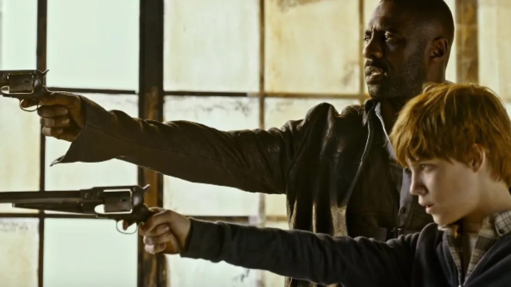 Idris Elba as Roland Deschain and Tom Taylor as Jake Chambers in The Dark Tower (2017)